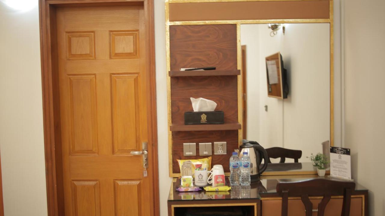 مبيت وإفطار Four Squares كراتشي المظهر الخارجي الصورة